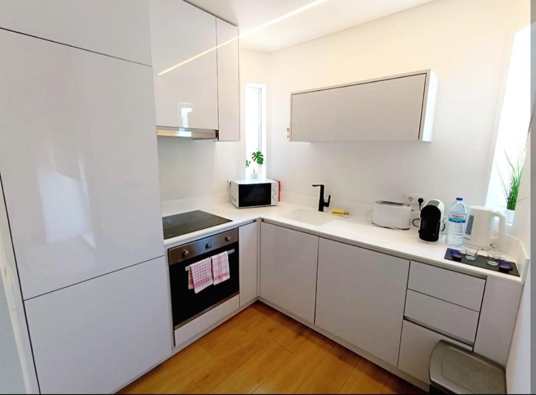 Camoes Appartments Порту Екстер'єр фото