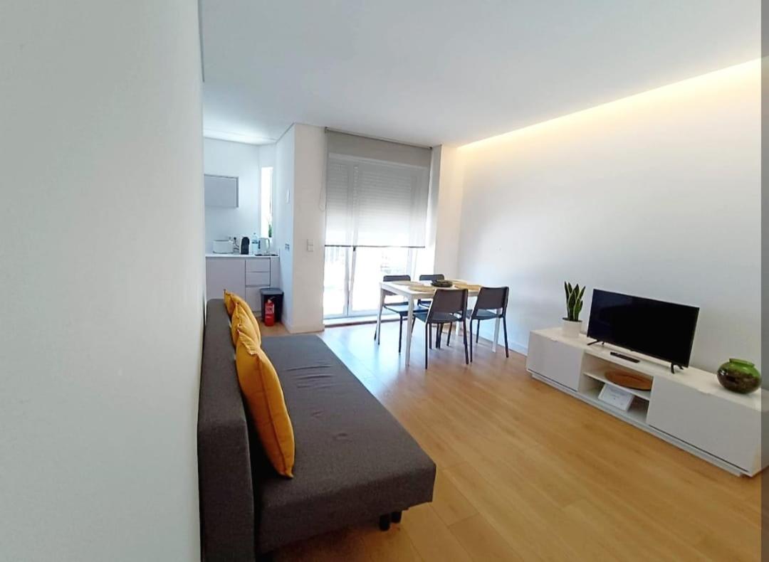 Camoes Appartments Порту Екстер'єр фото