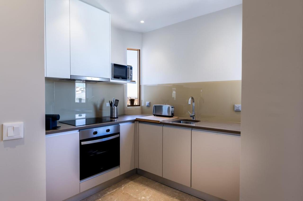 Camoes Appartments Порту Екстер'єр фото